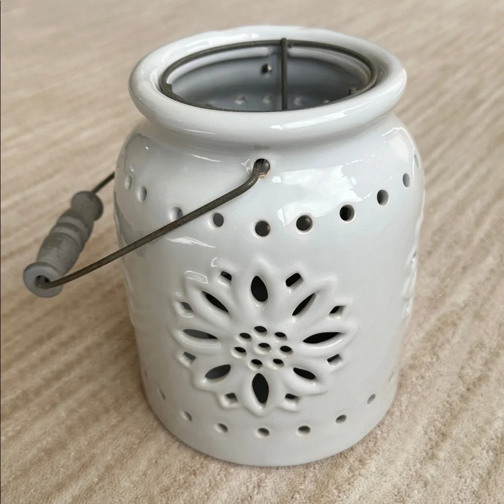 Ceramic White Lantern Flower Cutout Barrel Handle Candle Holder Insert